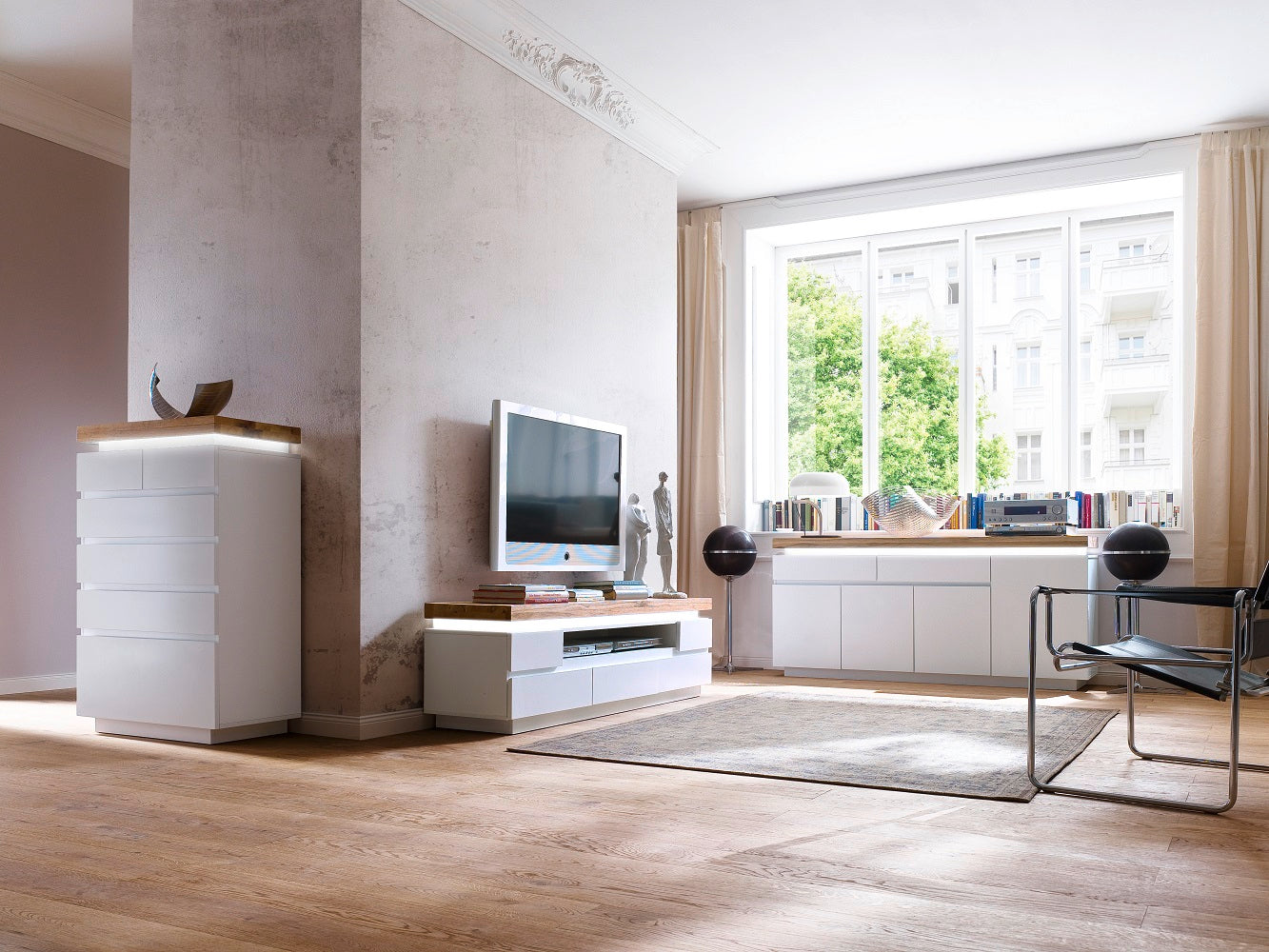 TV-Schrank Lowboard weiß matt MDF Eiche massiv Schublade Fach 175 cm Romino