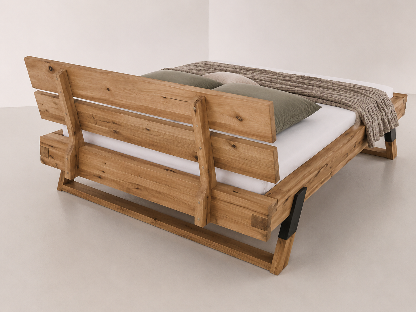 Bett PIA-SOFIE – Kernbuche massiv
