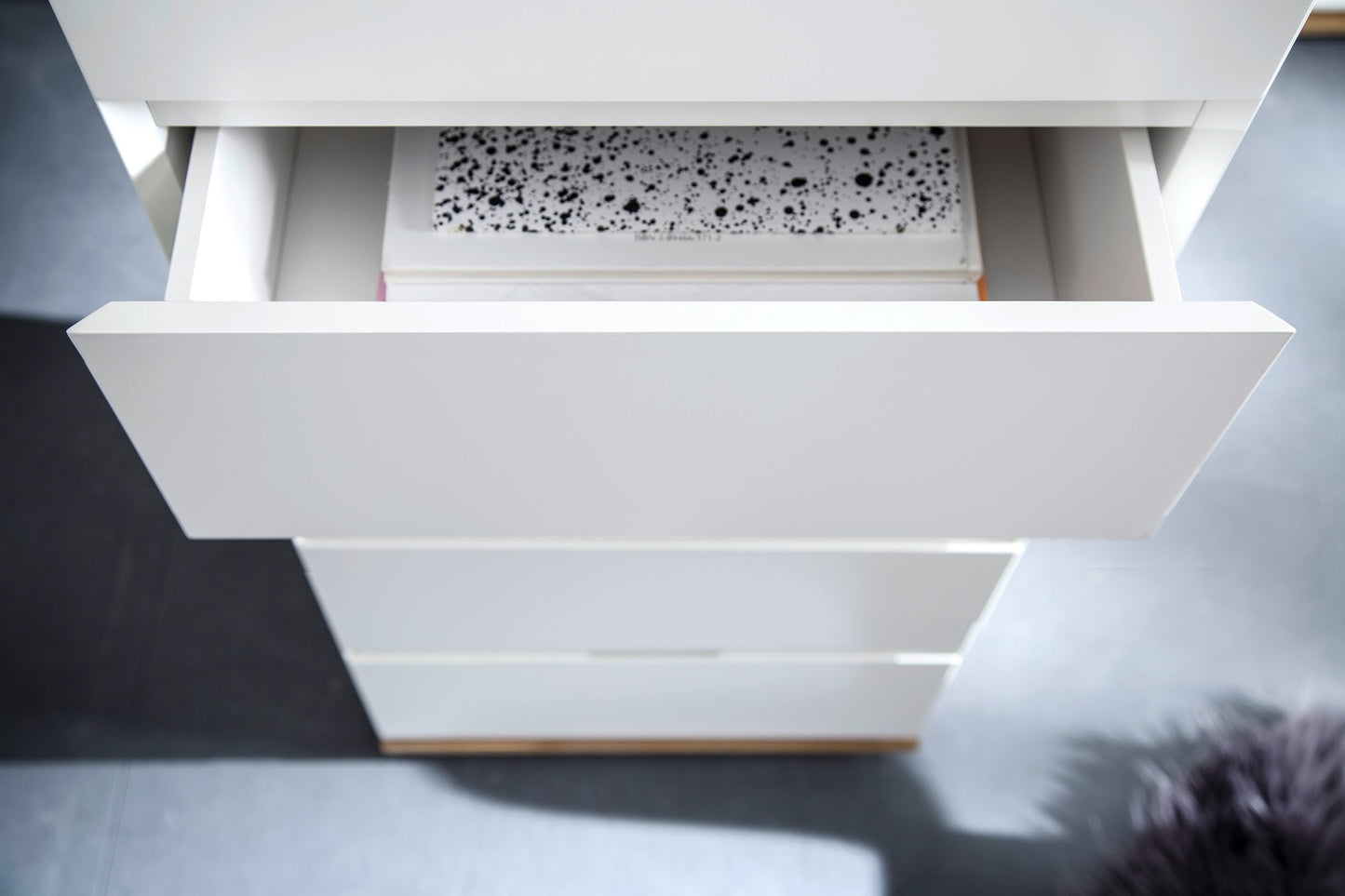 Hochkommode Schrank Asteiche-massiv matt lackiert geölt weiß holz 51 cm Chiara