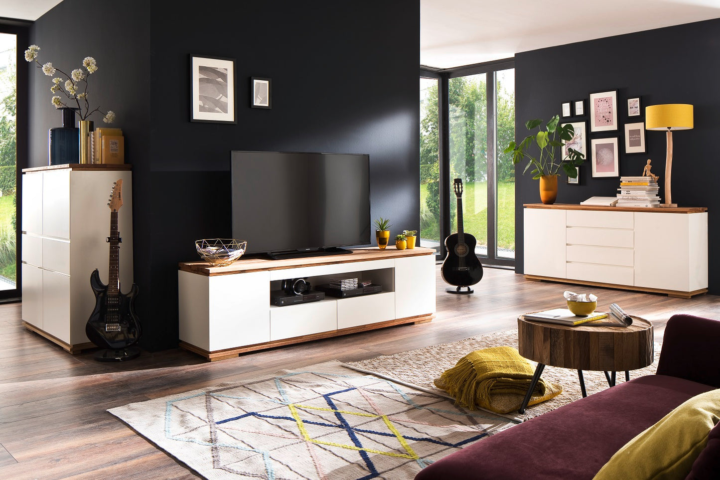 Sideboard Schrank Asteiche-massiv matt lackiert geölt weiß holz 182 cm Chiara