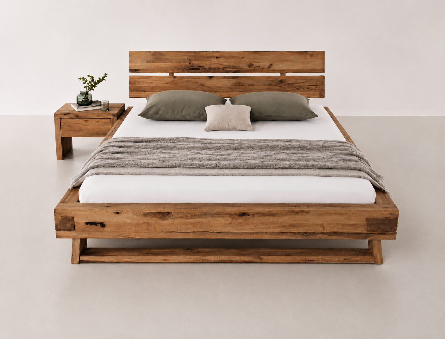 Bett PIA-SOFIE – Kernbuche massiv B 182,5 x H 89 x T 226,5 cm