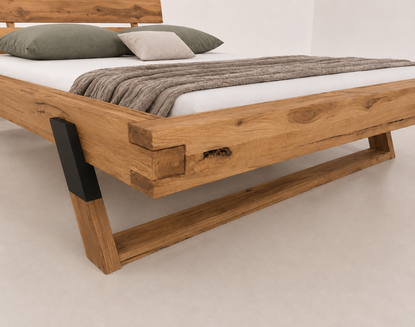 Bett PIA-SOFIE – Kernbuche massiv B 182,5 x H 89 x T 226,5 cm